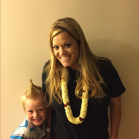 Meet the posher-Not For Sale - Picture 6 of 7